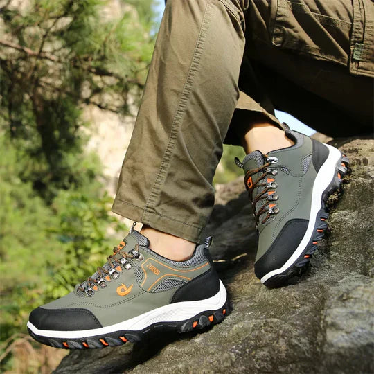 AlpenNord™ | Chaussures de randonnée orthopédiques pour hommes